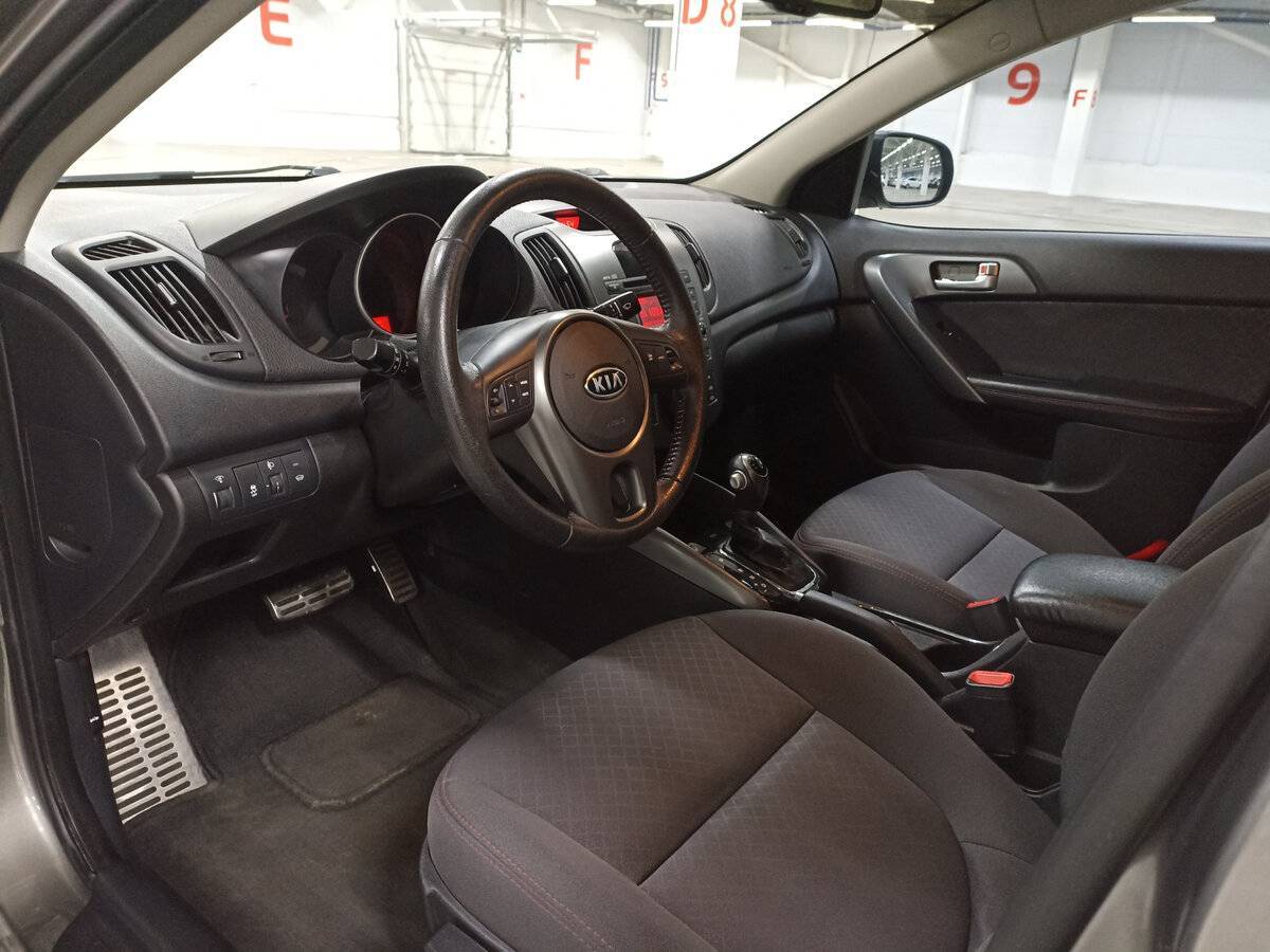 Kia Cerato, 2011 Фото №16