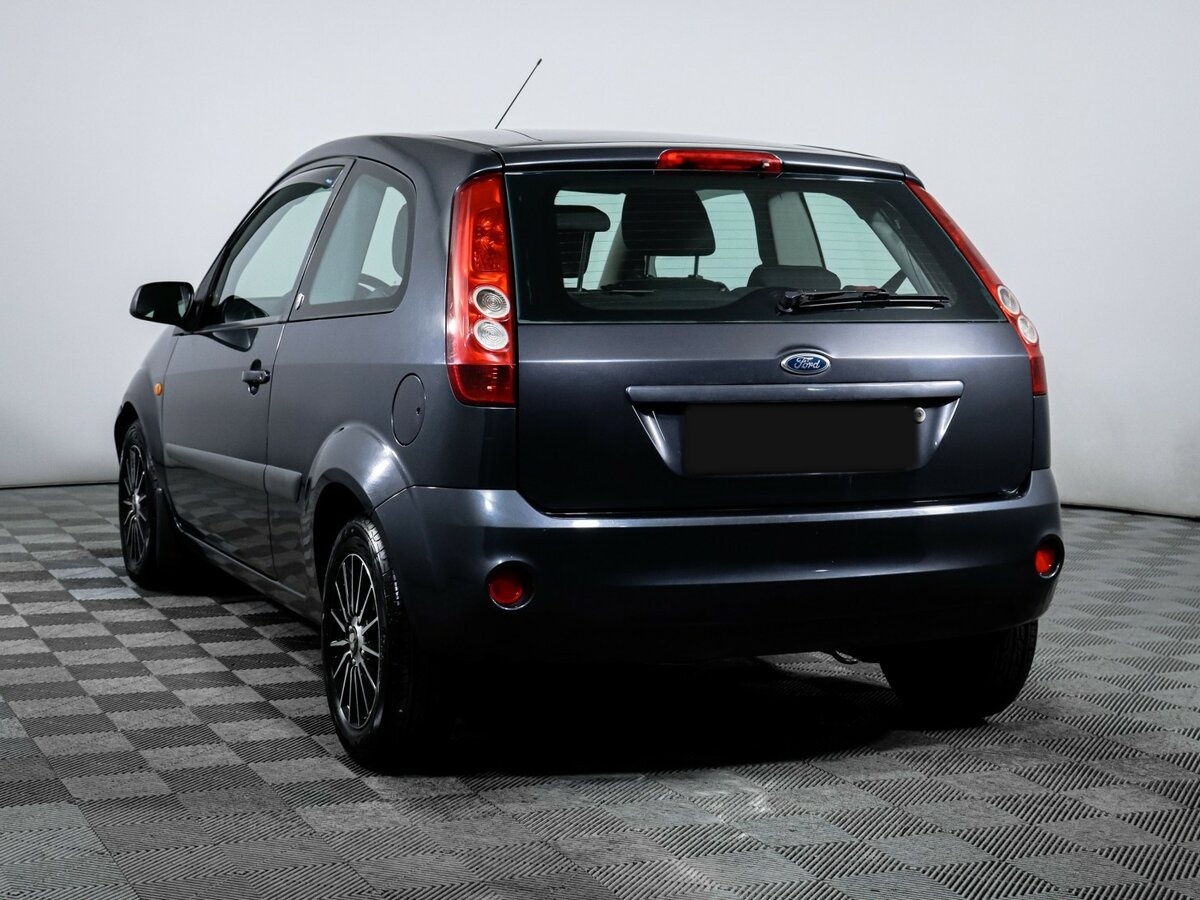Ford Fiesta Mk5, 2008 Фото №6