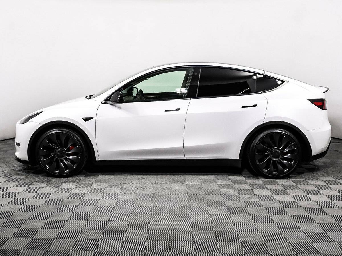 Tesla Model Y Performance, 2023 Фото №8
