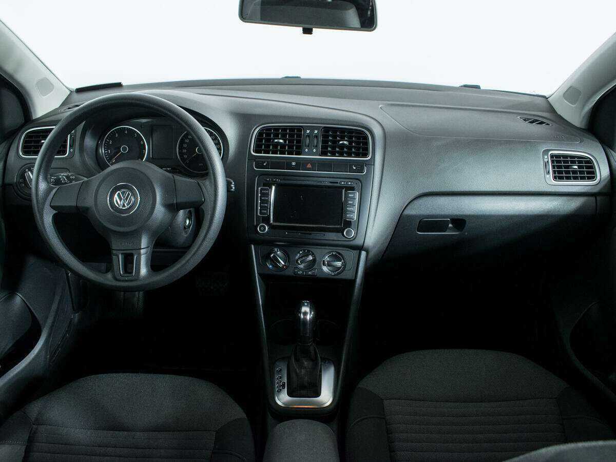 Volkswagen Polo, 2012 Фото №12