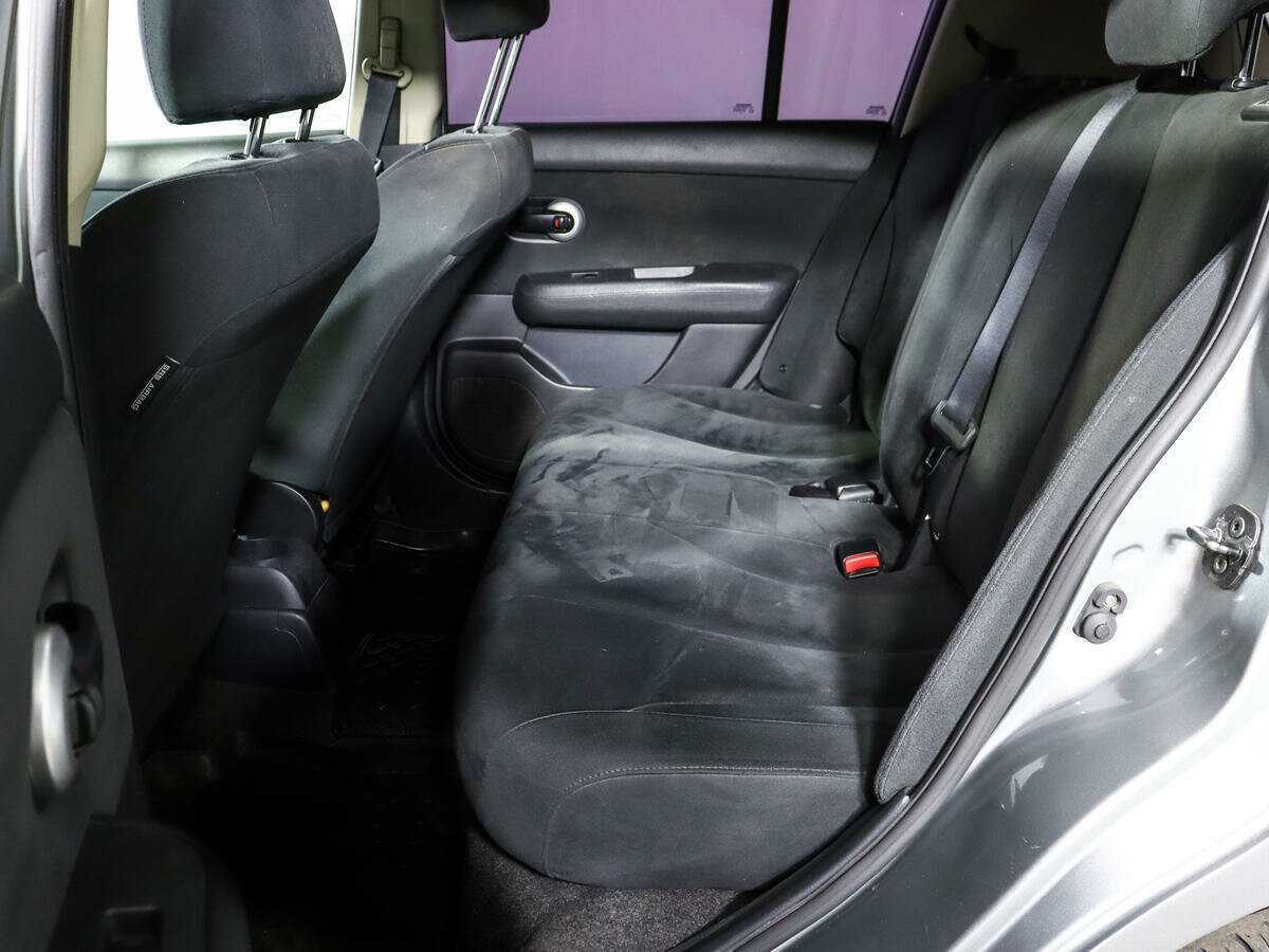 Nissan Tiida, 2010 Фото №7