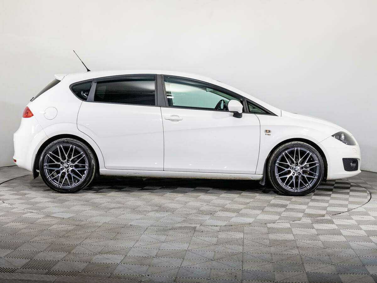 SEAT Leon, 2011 Фото №4