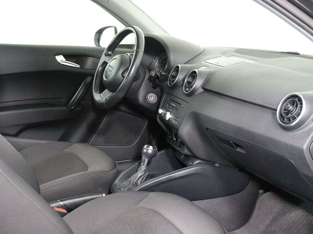 Audi A1, 2011 Фото №7