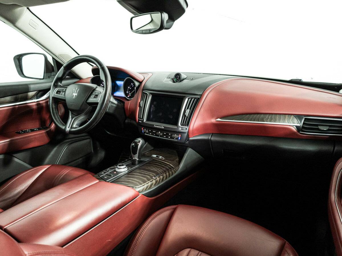 Maserati Levante I, 2017 Фото №7