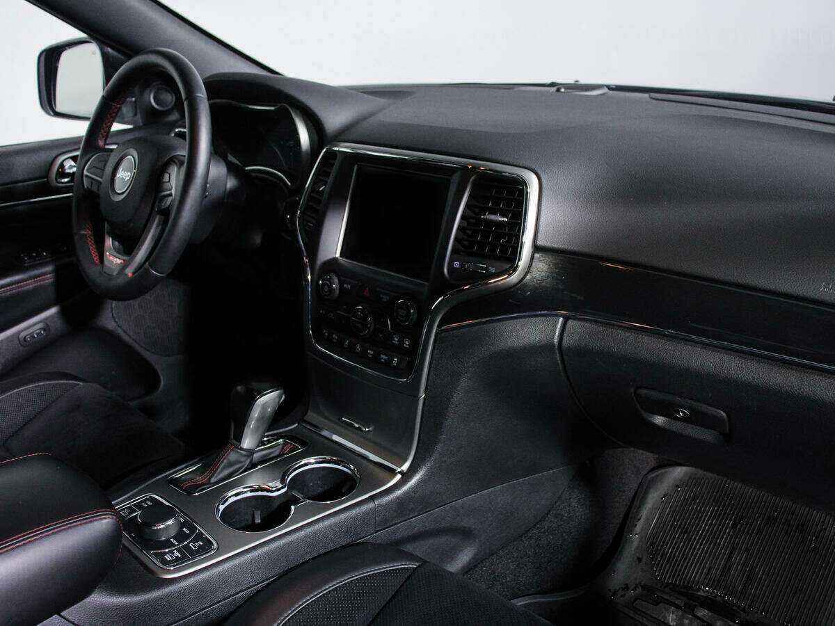 Jeep Grand Cherokee, 2018 Фото №9