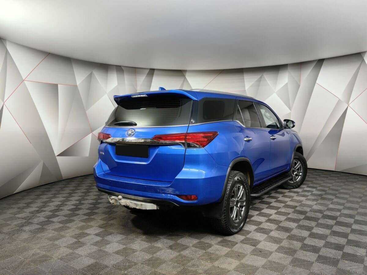 Toyota Fortuner, 2017 Фото №2
