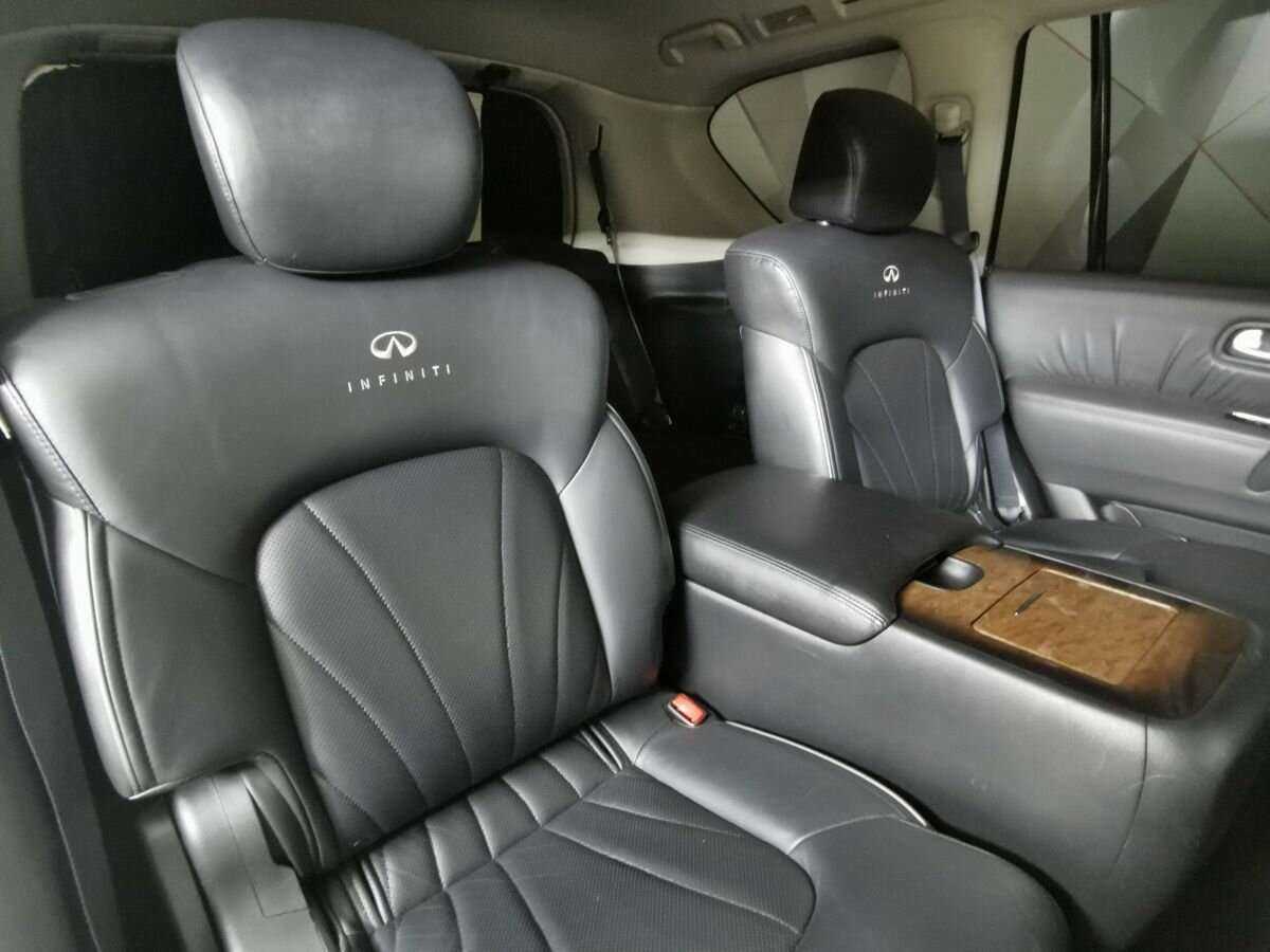 Infiniti QX56, 2012 Фото №12