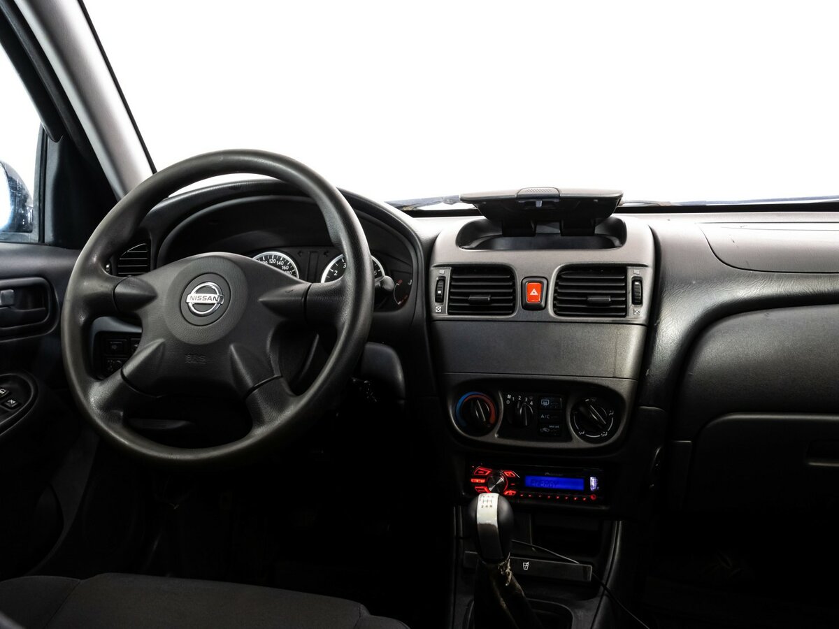 Nissan Almera II (N16) Рестайлинг, 2005 Фото №8