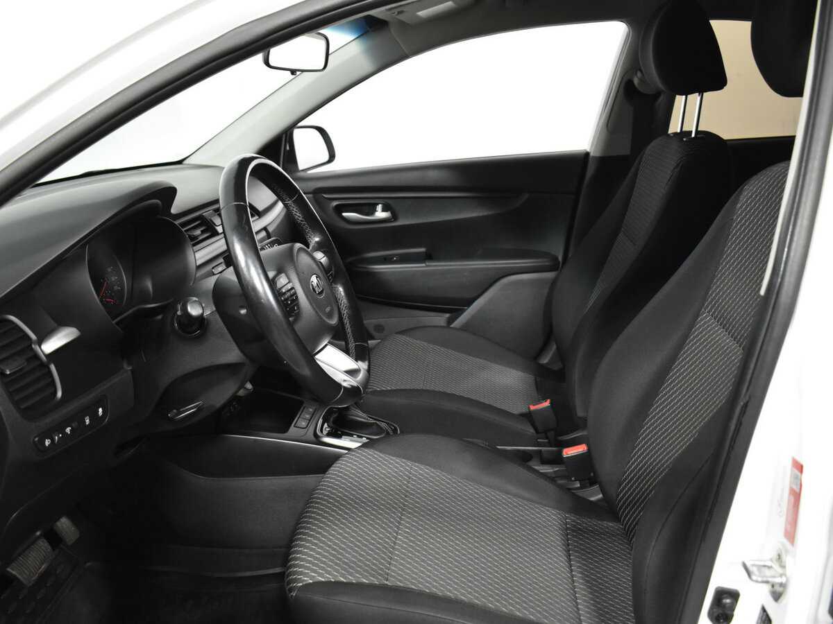 Kia Rio, 2017 Фото №13