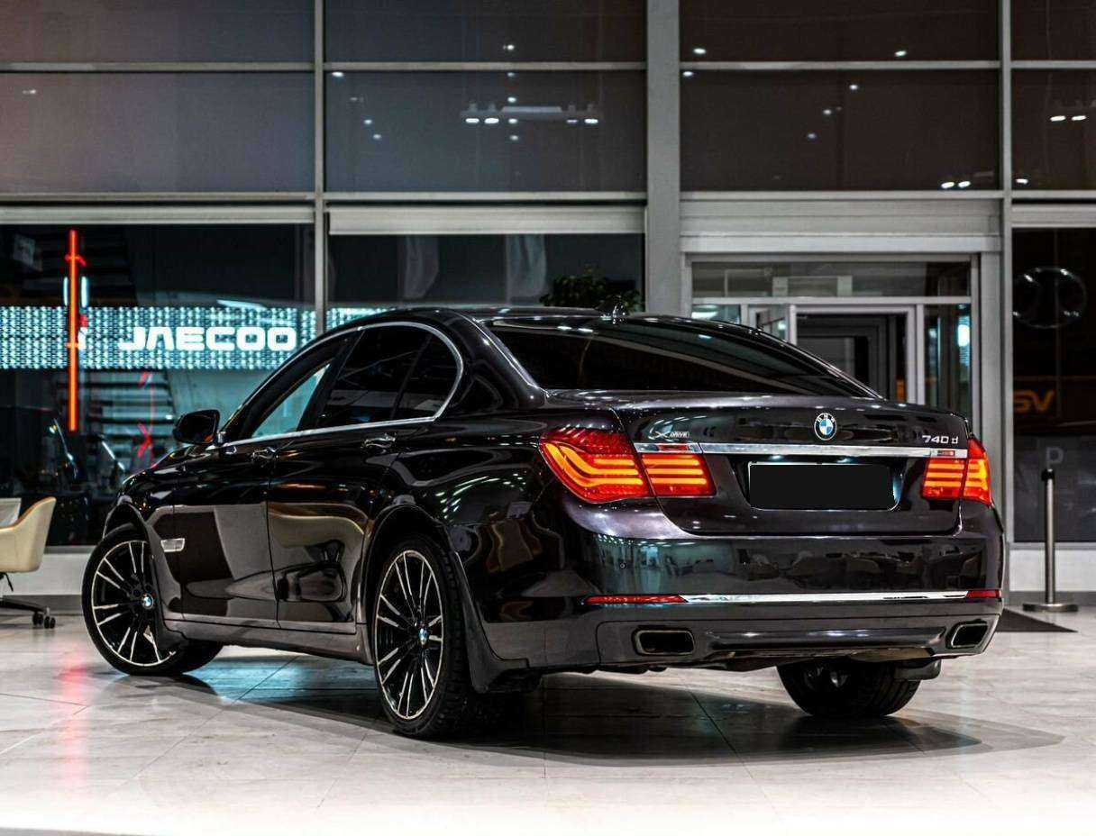 BMW 7 серии 740d xDrive, 2013 Фото №4