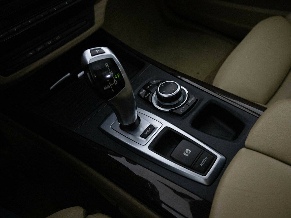 BMW X5 40d II (E70) Рестайлинг, 2013 Фото №9