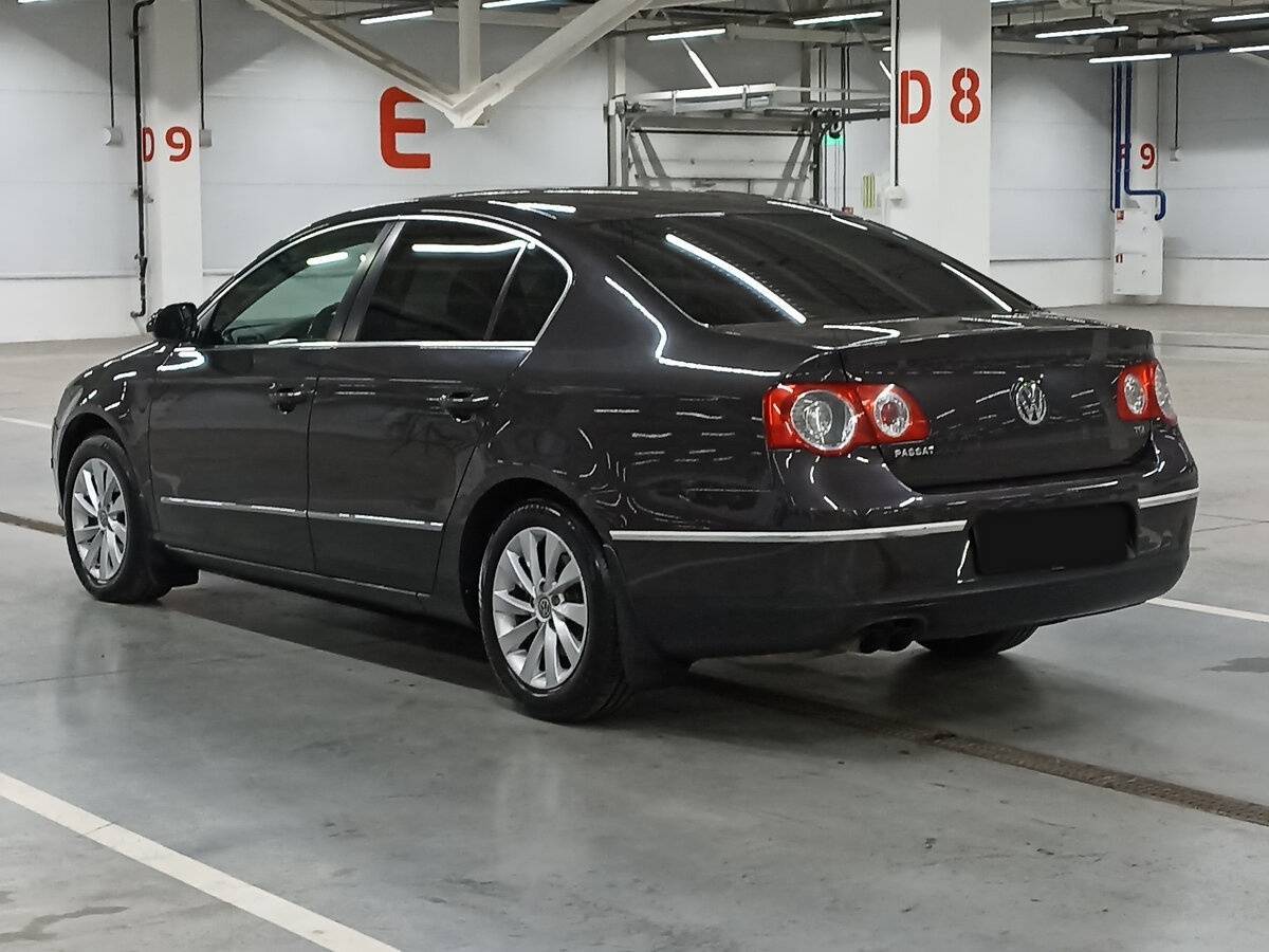 Volkswagen Passat, 2010 Фото №7