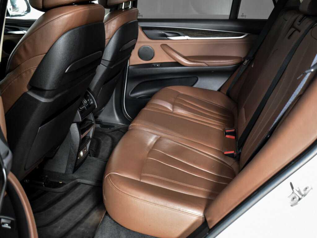 BMW X5 35i, 2015 Фото №9