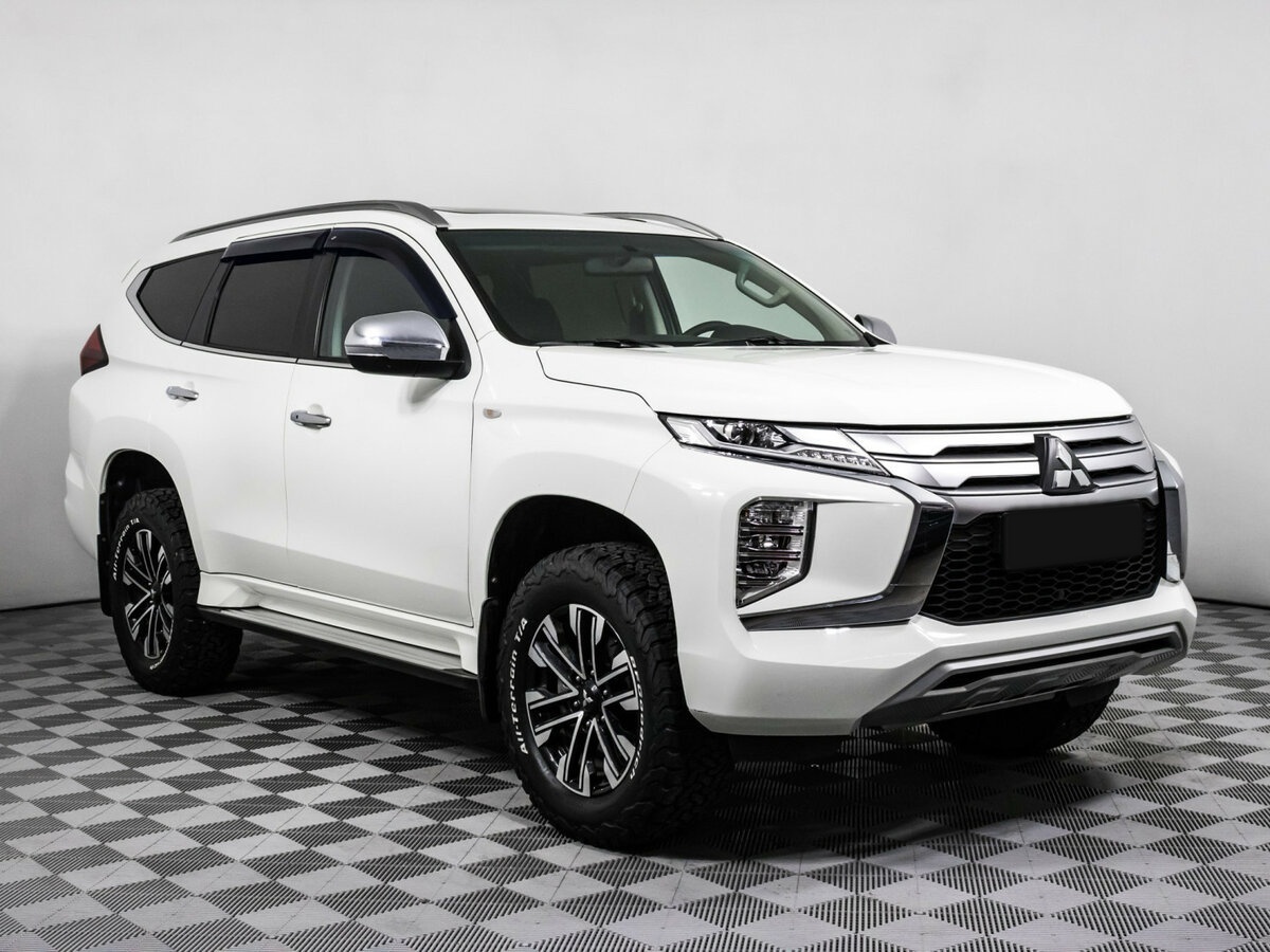 Mitsubishi Montero Sport III Рестайлинг, 2022 Фото №3