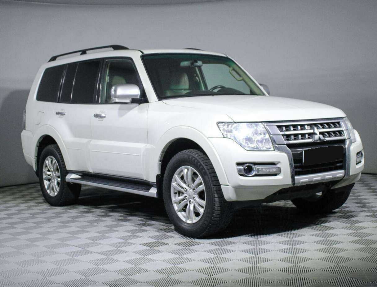 Mitsubishi Pajero, 2017 Фото №3