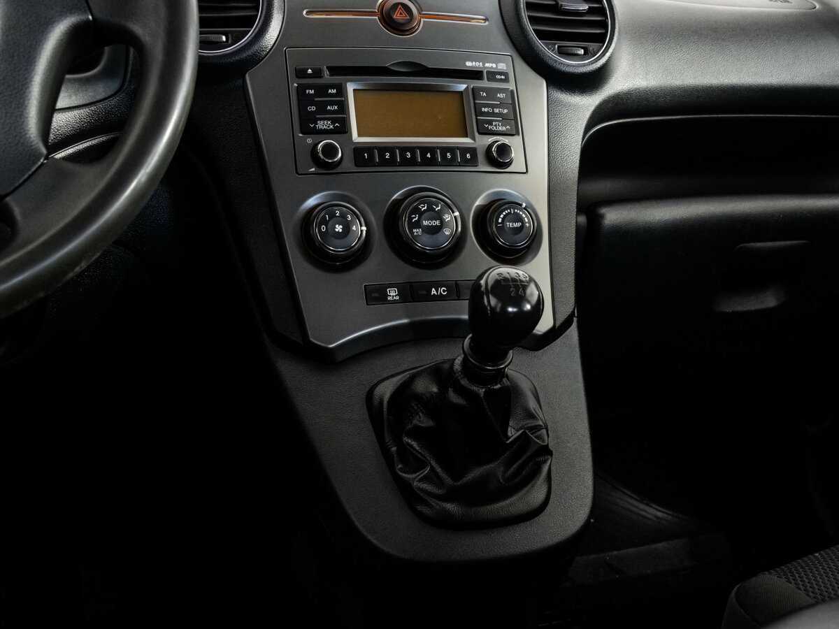 Kia Carens, 2010 Фото №10