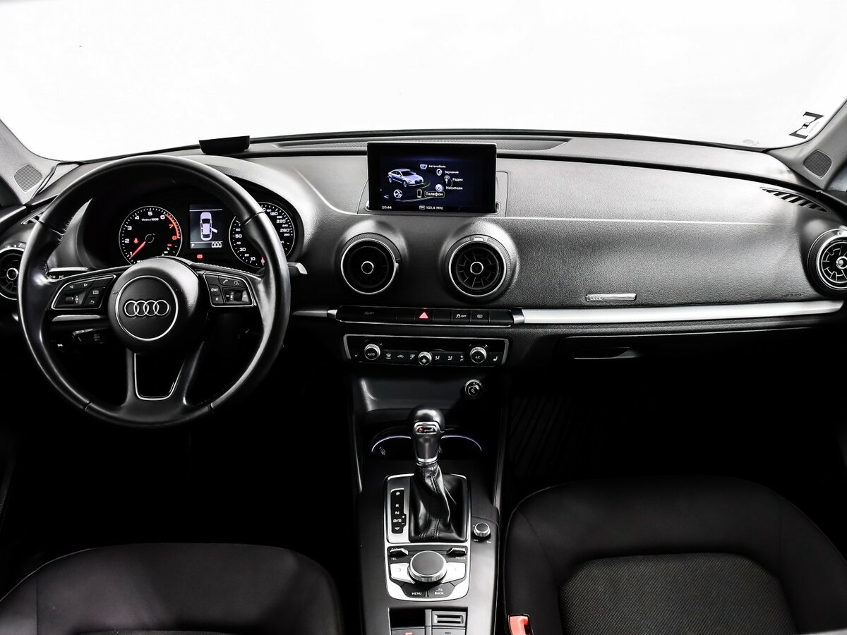 Audi A3 III (8V) Рестайлинг, 2019 Фото №11