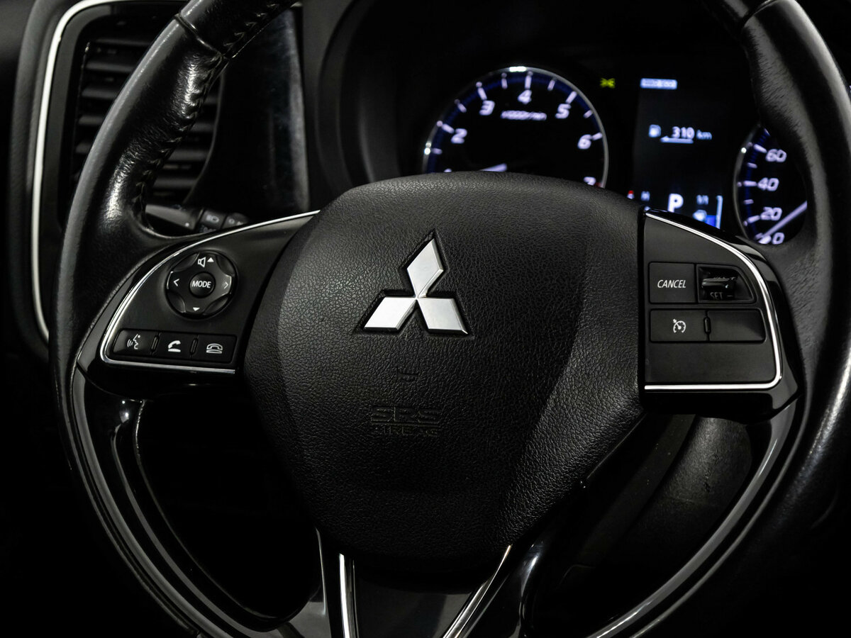 Mitsubishi Outlander III Рестайлинг 2, 2017 Фото №9