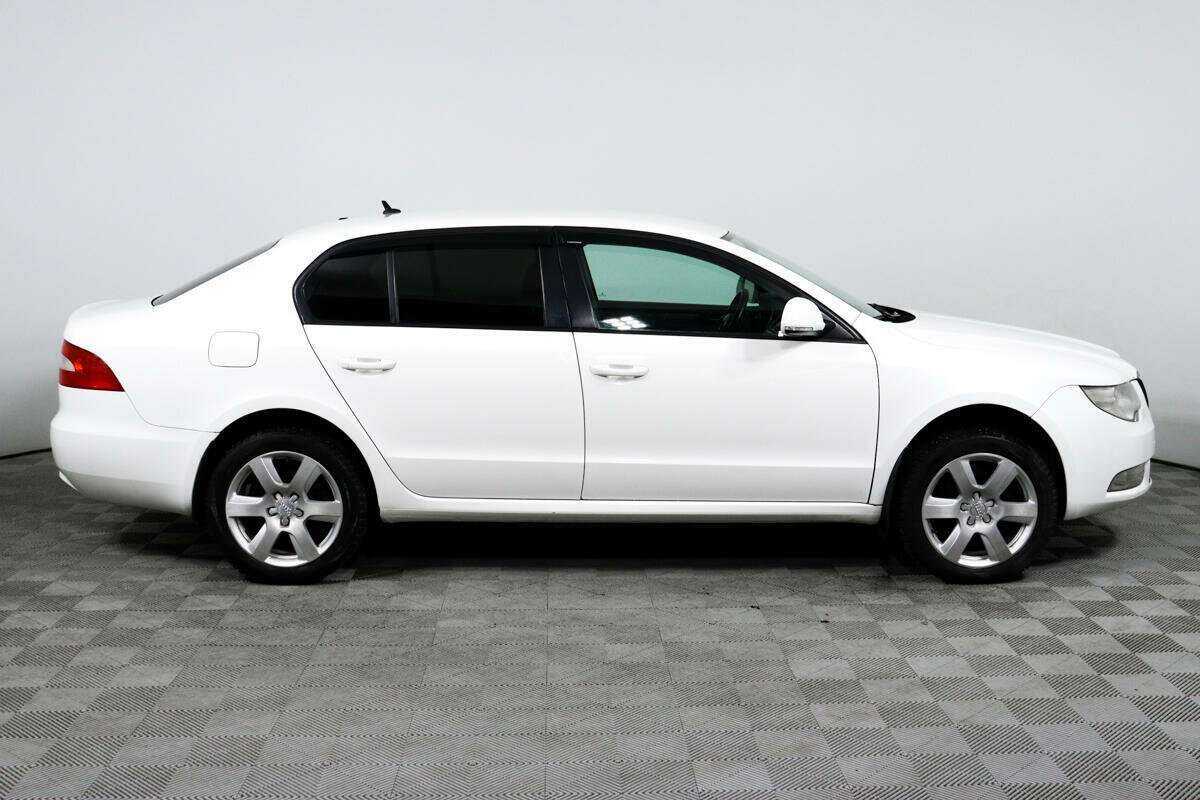 Skoda Superb DSG, 2011 Фото №4