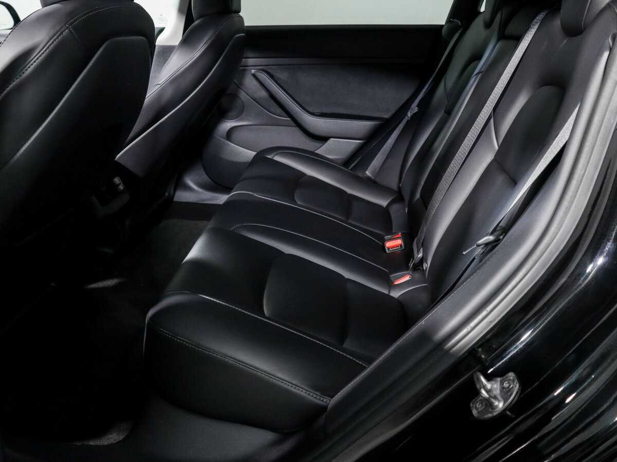 Tesla Model 3 Performance, 2022 Фото №7