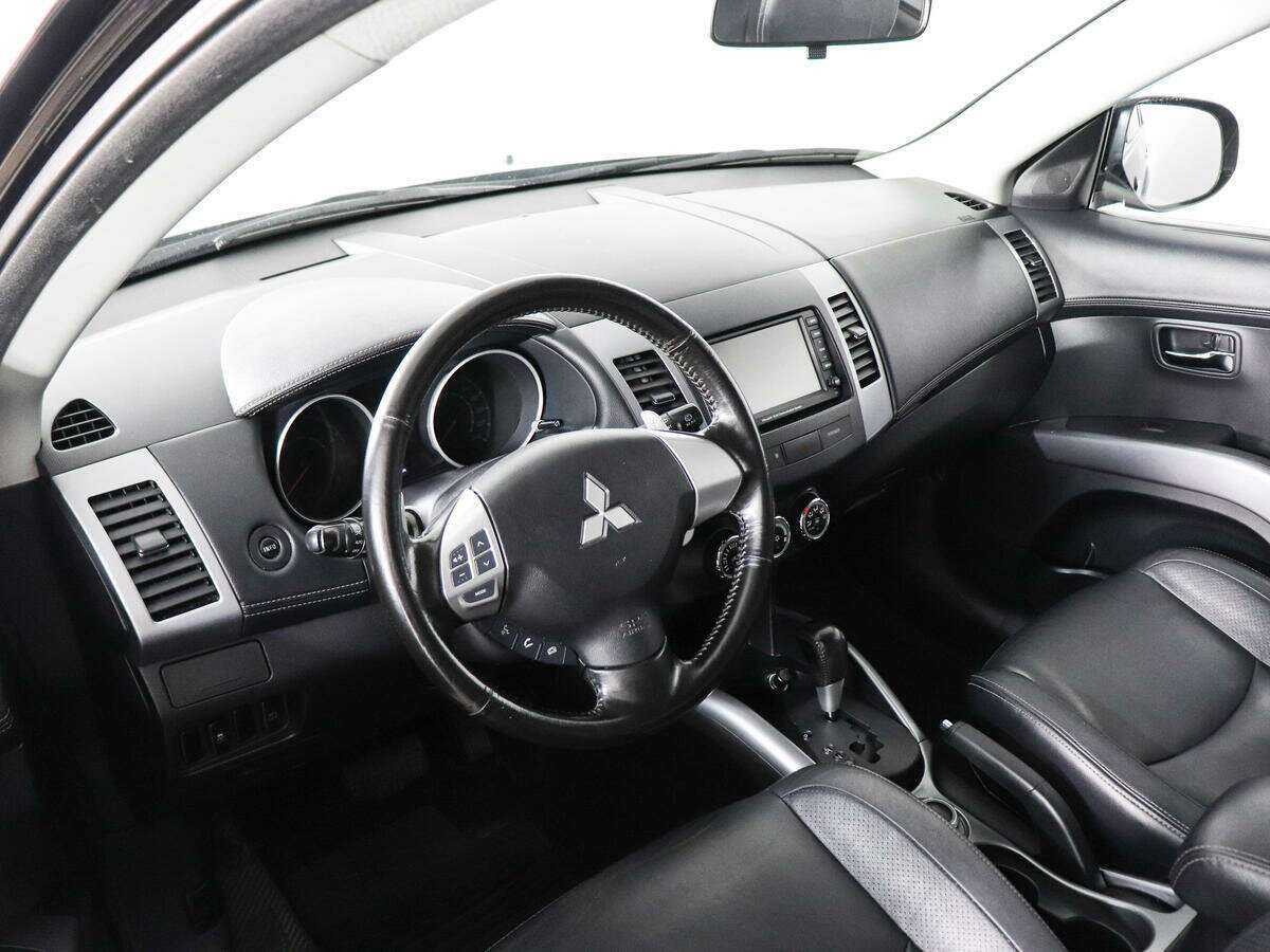Mitsubishi Outlander, 2011 Фото №7