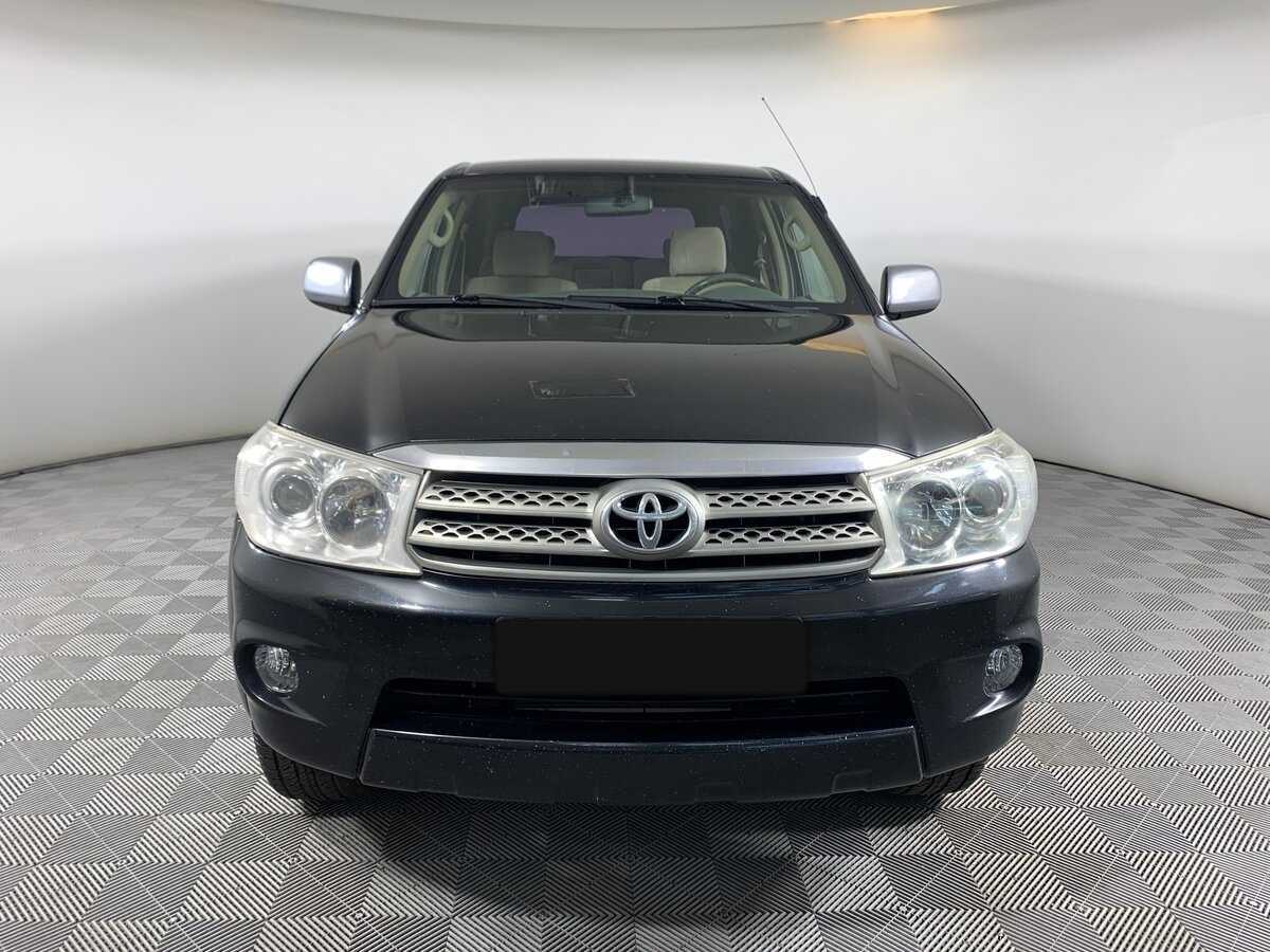 Toyota Fortuner, 2011 Фото №2