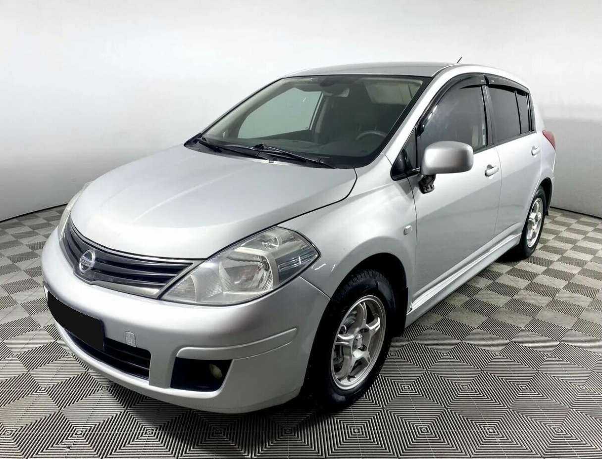 Nissan Tiida, 2011 Фото №1