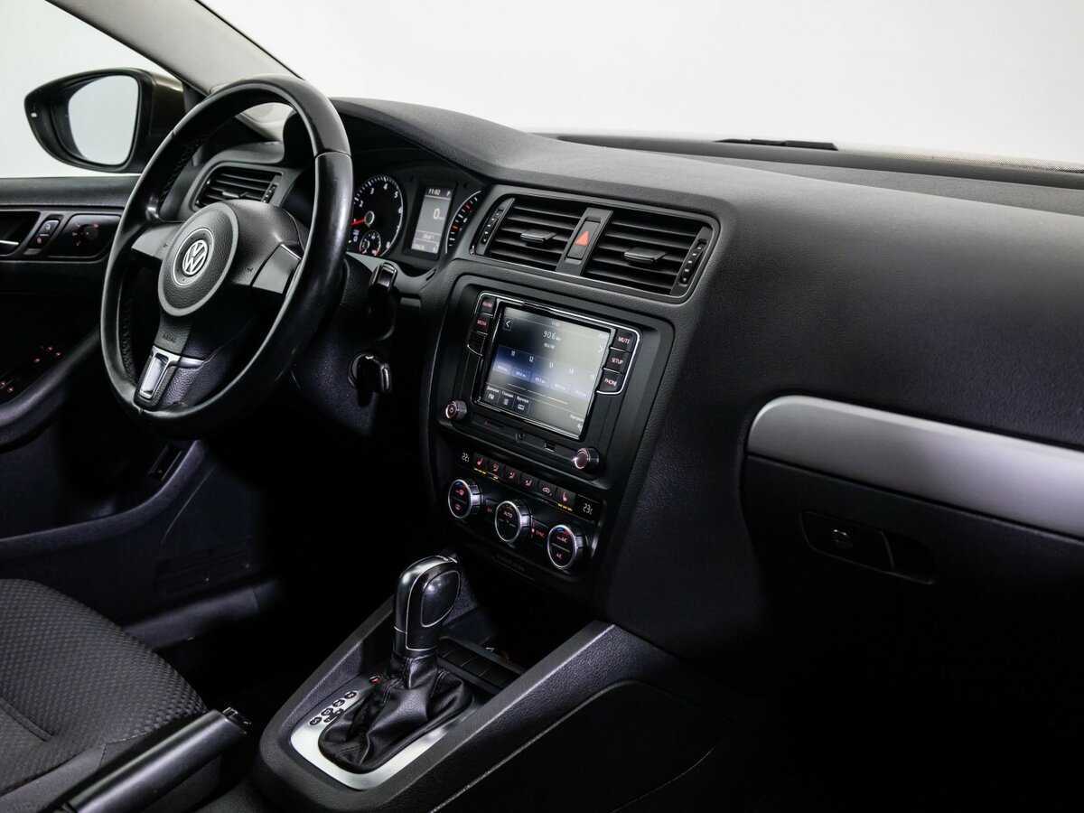 Volkswagen Jetta, 2012 Фото №17