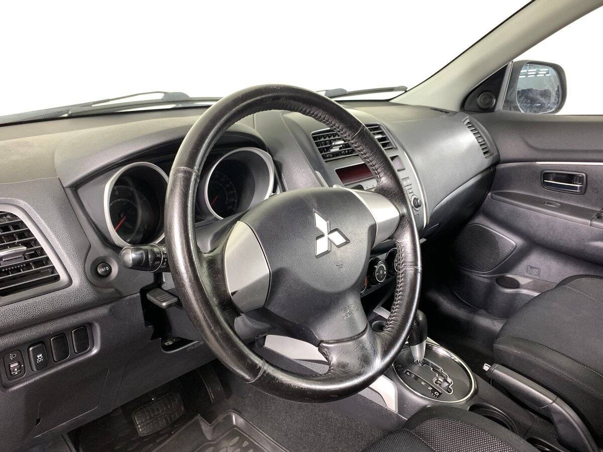 Mitsubishi ASX, 2011 Фото №11