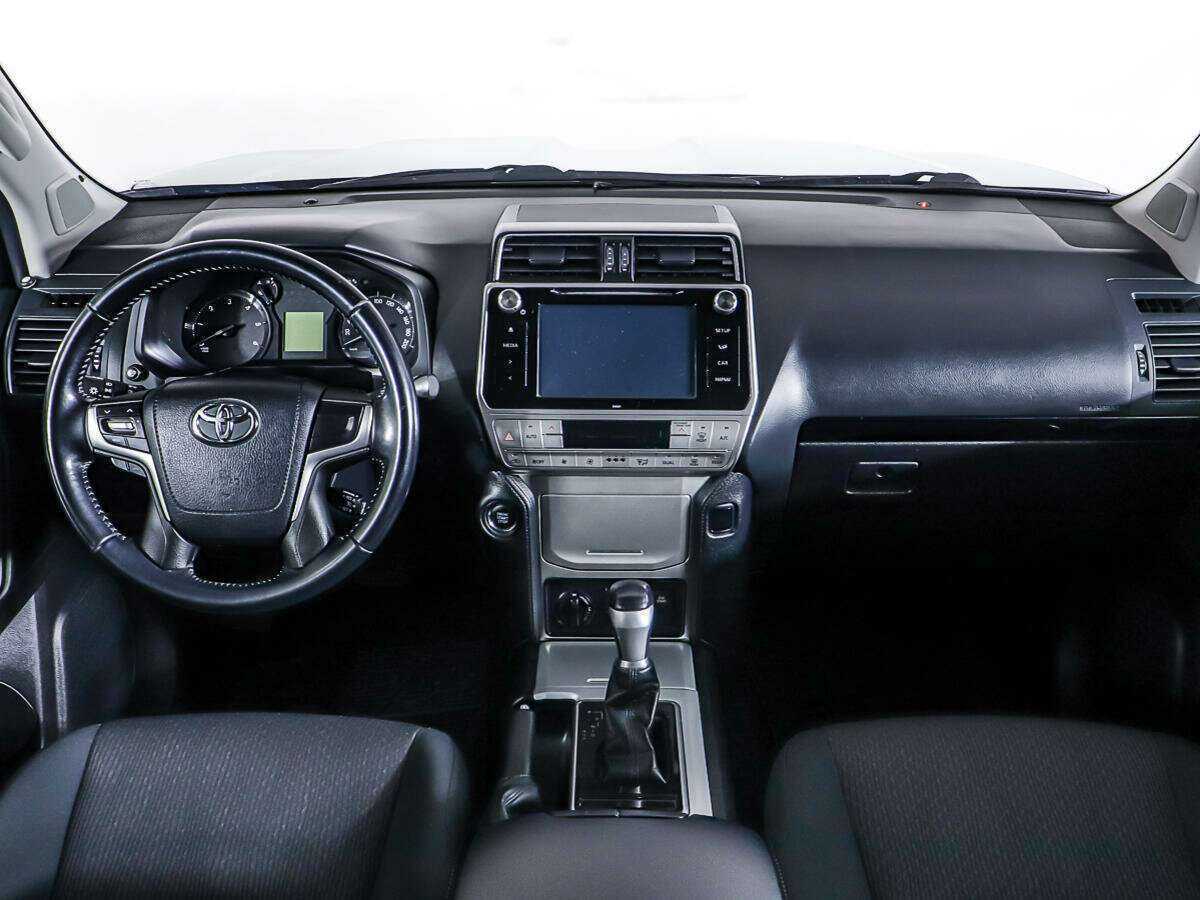 Toyota Land Cruiser Prado, 2017 Фото №11
