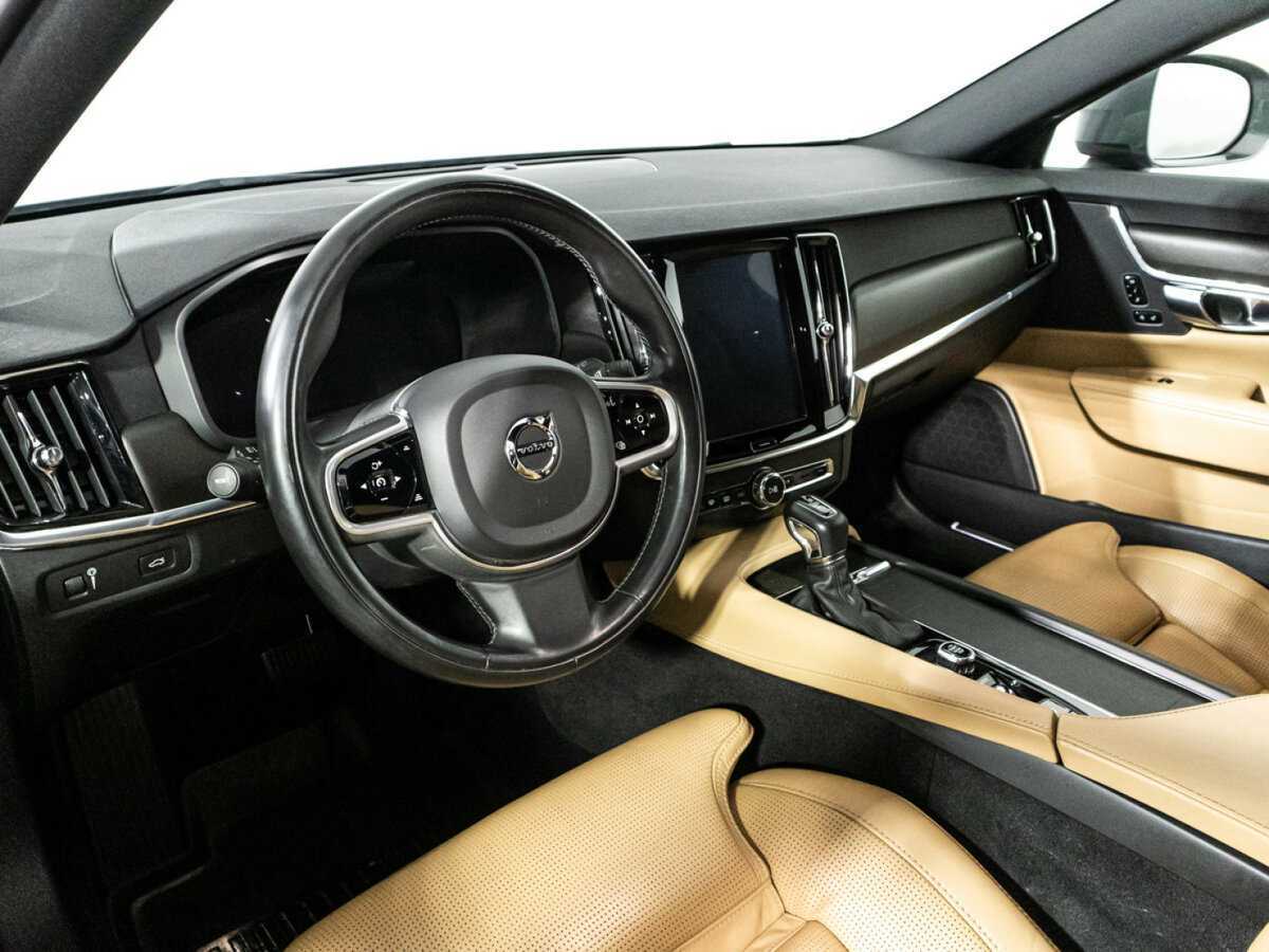 Volvo V90 Cross Country, 2019 Фото №11