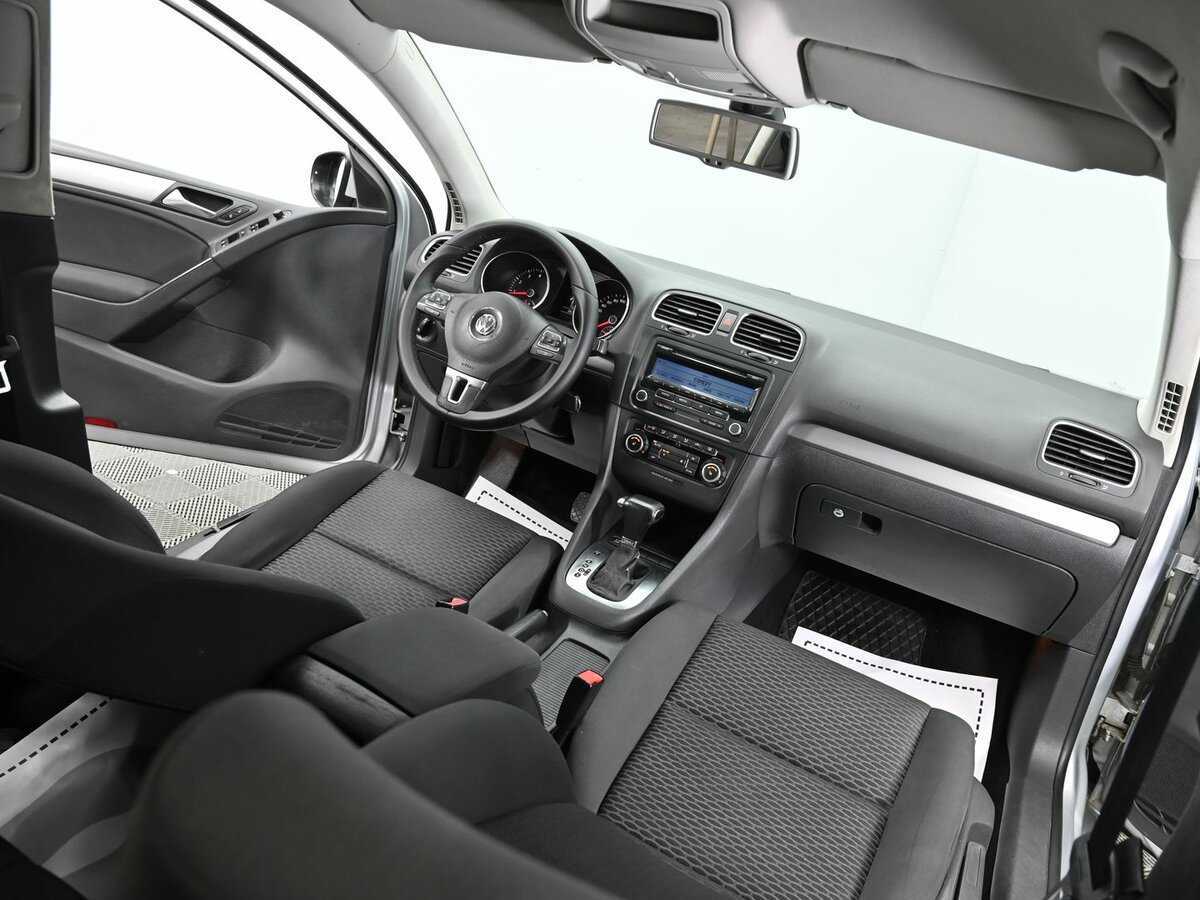 Volkswagen Golf, 2010 Фото №11