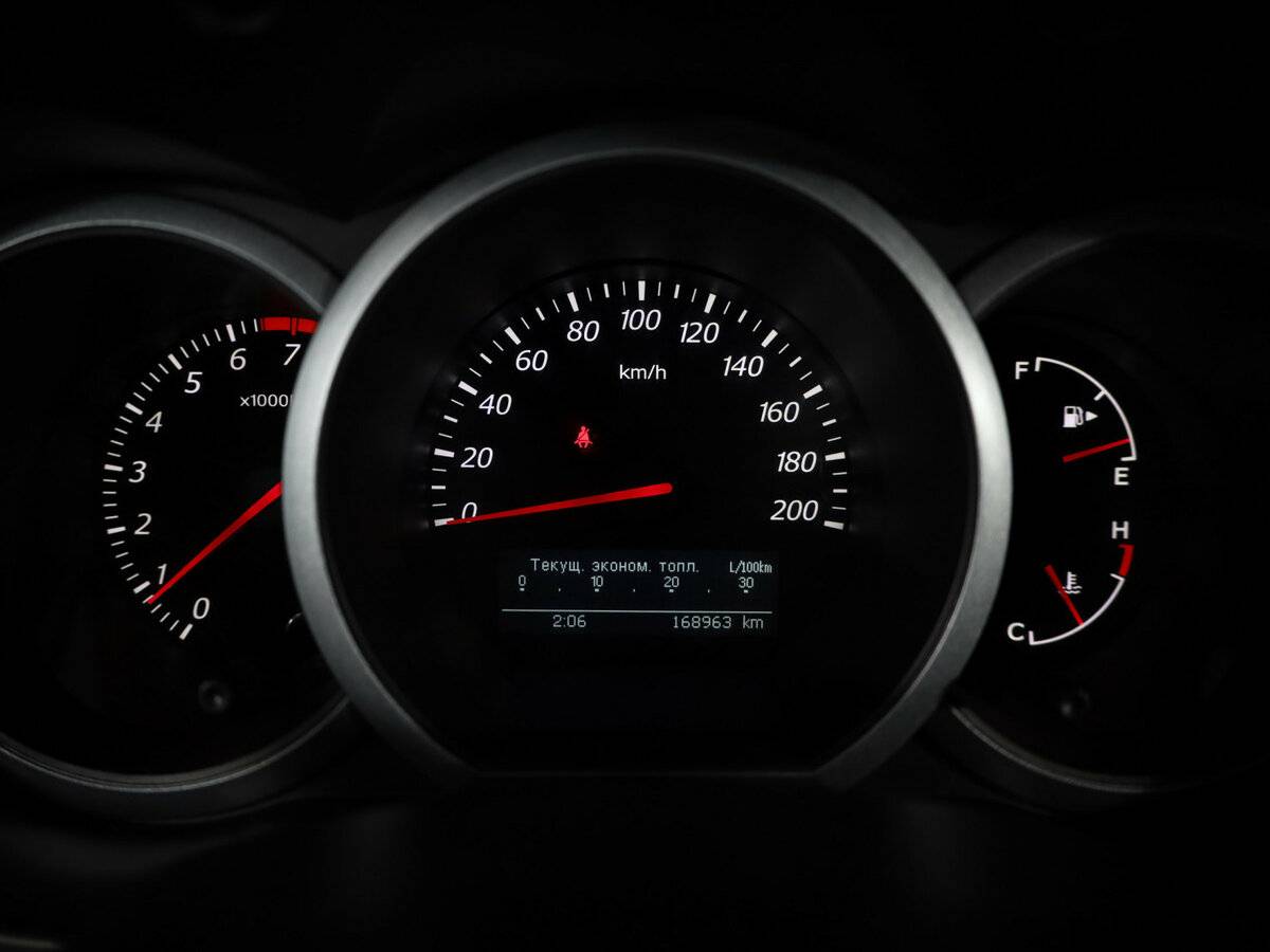 Suzuki Grand Vitara II Рестайлинг, 2011 Фото №7