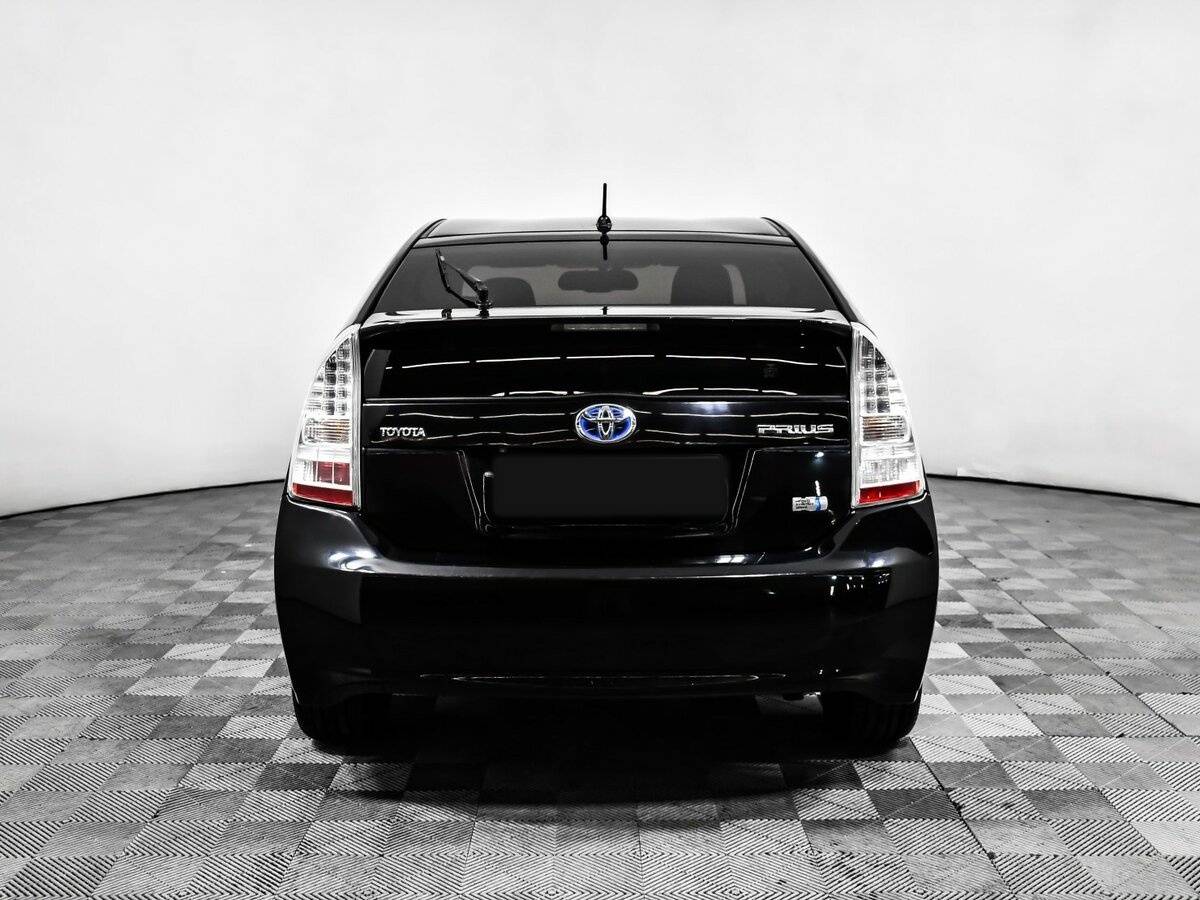 Toyota Prius III (XW30), 2010 Фото №6
