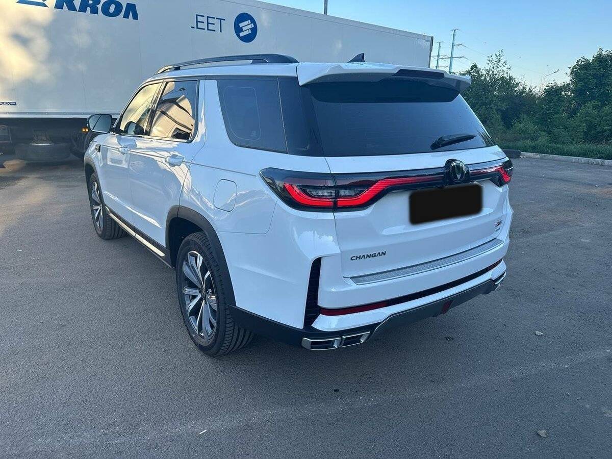 Changan CS95, 2023 Фото №6
