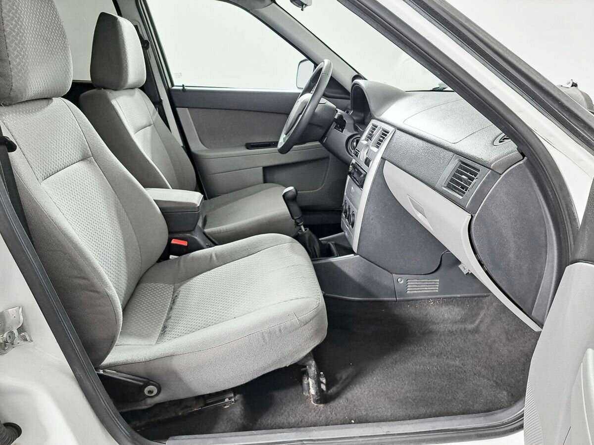 Lada (ВАЗ) Priora, 2013 Фото №8