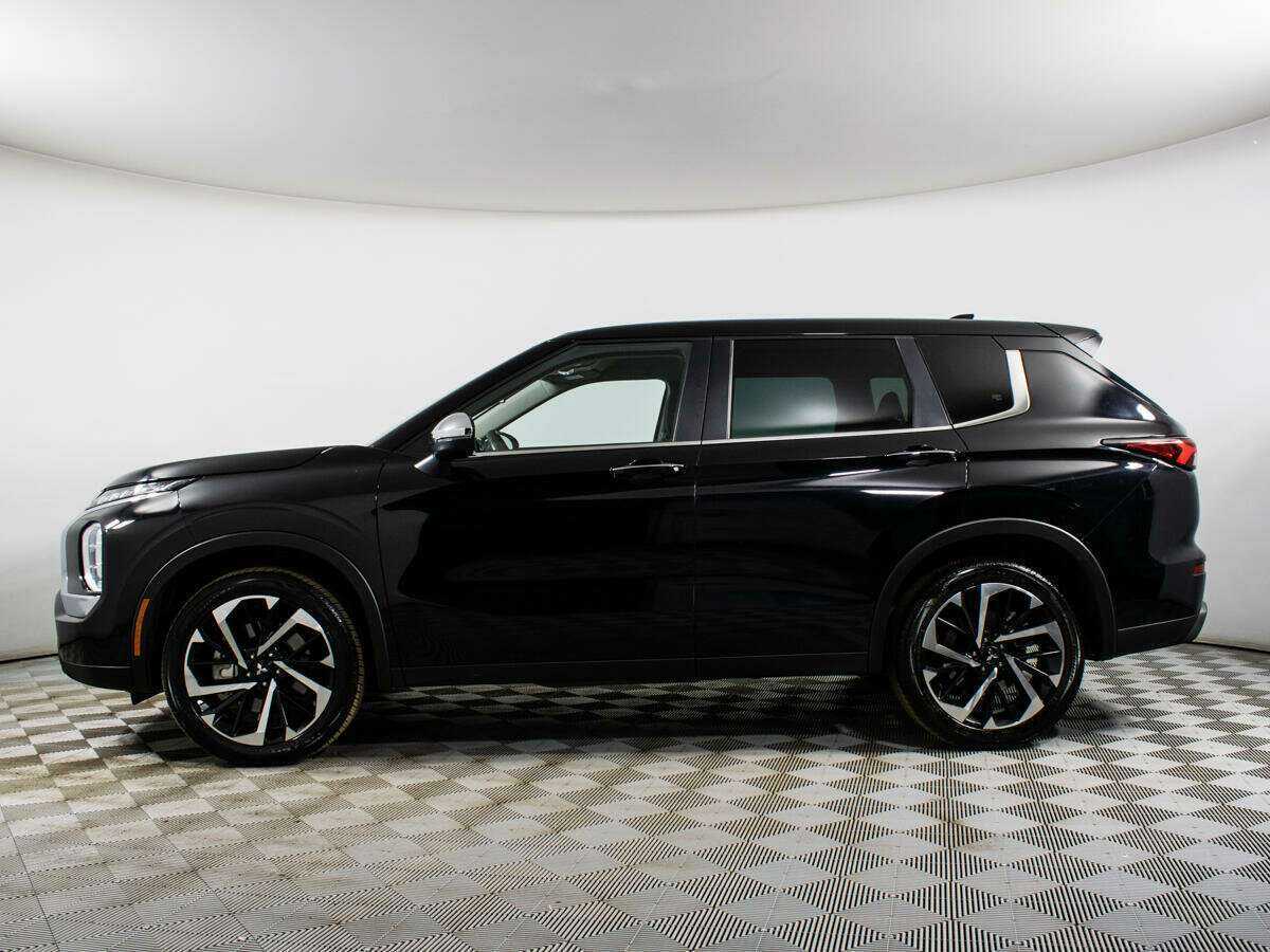 Mitsubishi Outlander, 2022 Фото №8