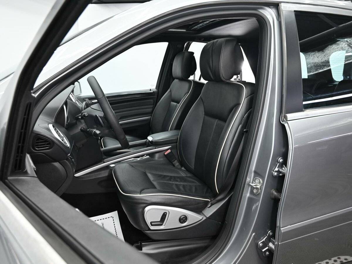 Mercedes-Benz M-Класс 350, 2011 Фото №5