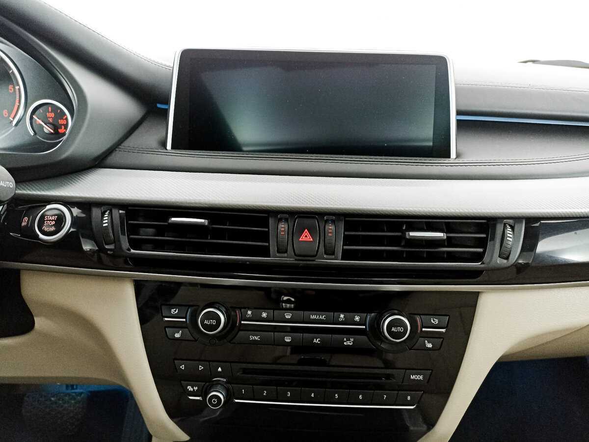BMW X5 40d, 2015 Фото №12