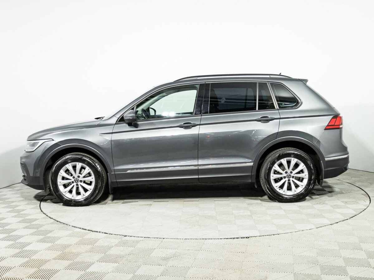 Volkswagen Tiguan II Рестайлинг, 2022 Фото №8