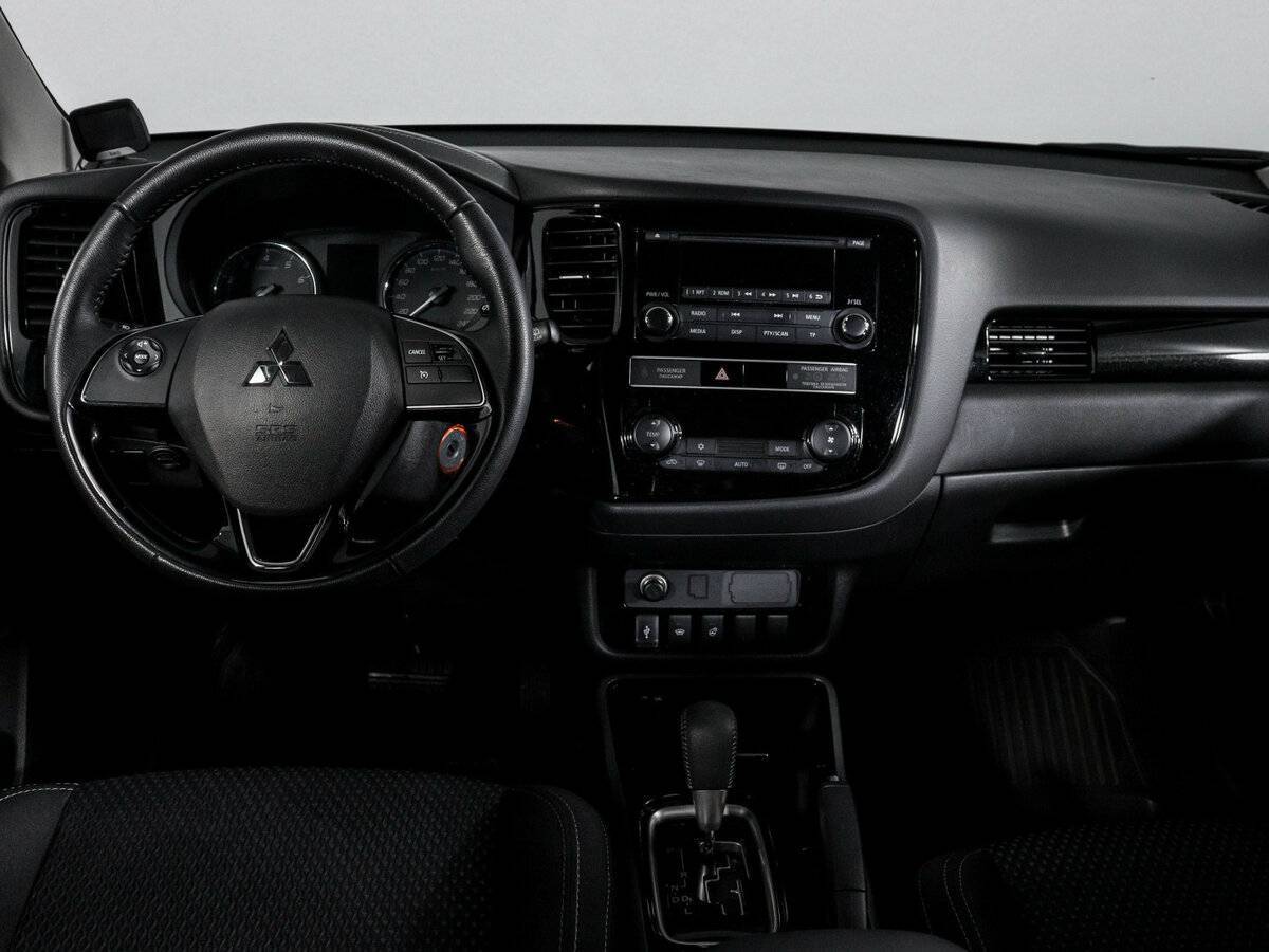 Mitsubishi Outlander, 2019 Фото №12