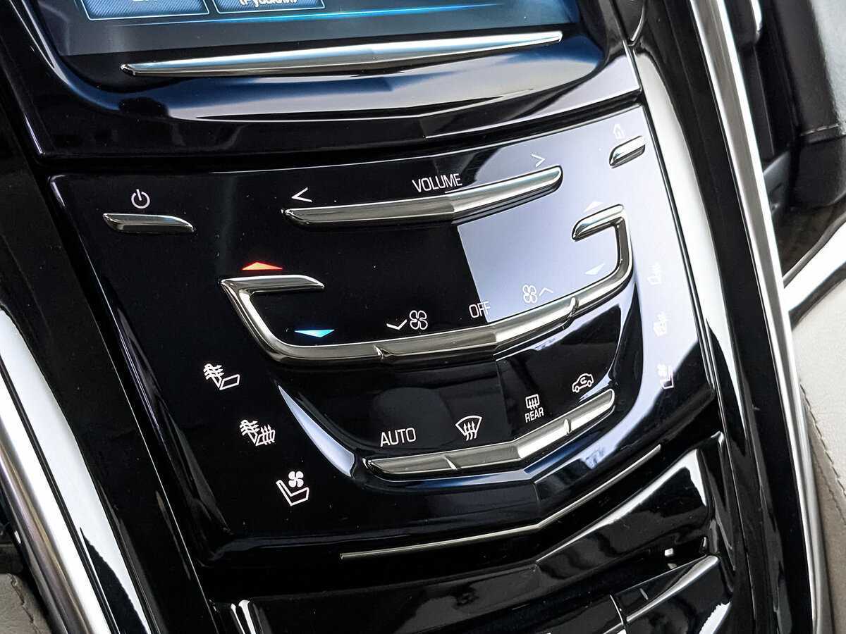 Cadillac Escalade, 2018 Фото №21