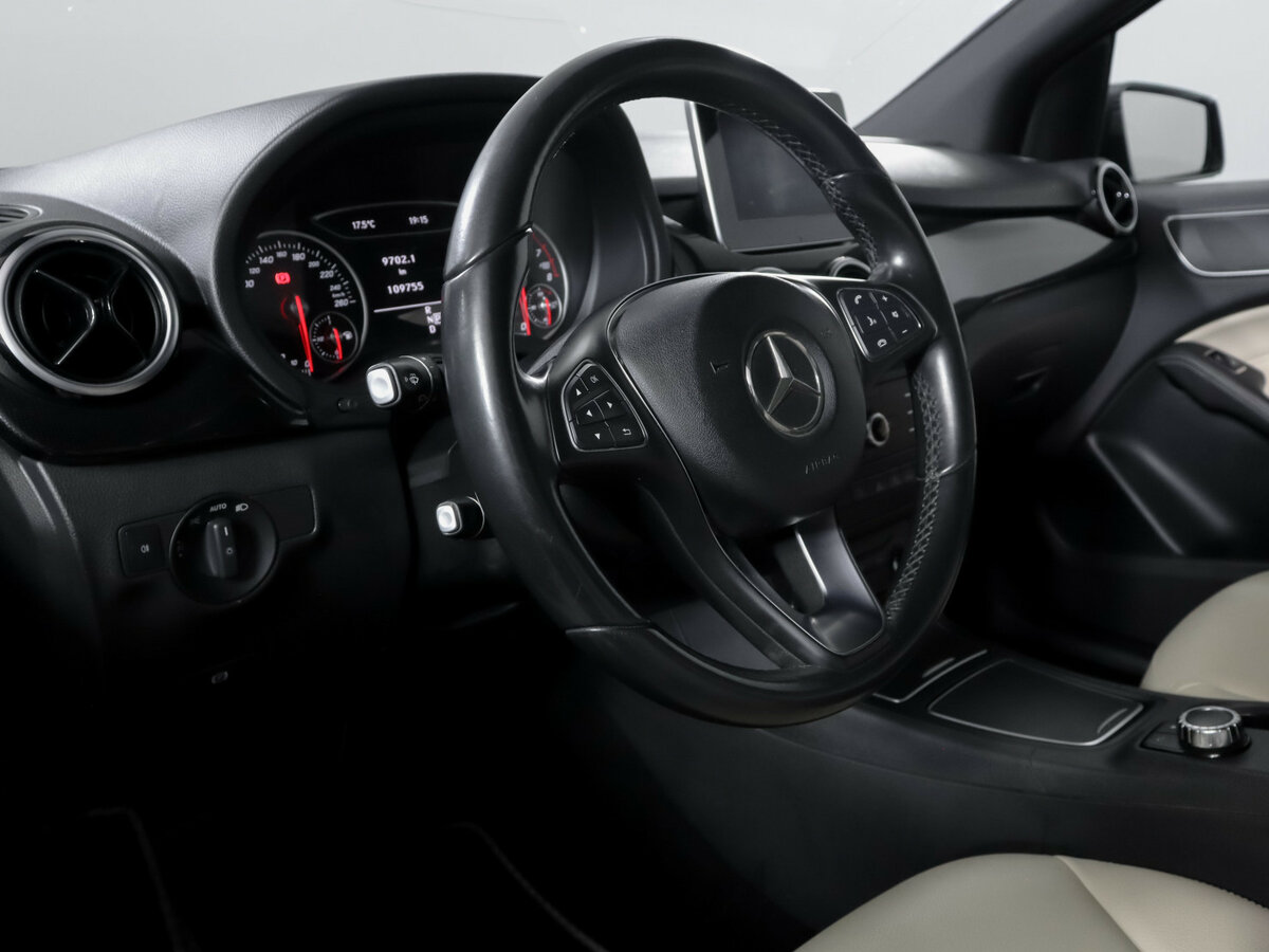 Mercedes-Benz B-Класс 180 II (W246) Рестайлинг, 2015 Фото №12
