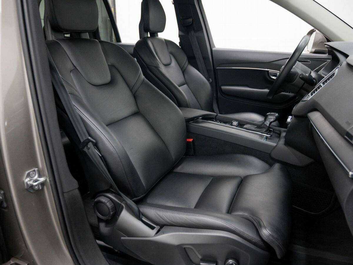 Volvo XC90, 2020 Фото №8