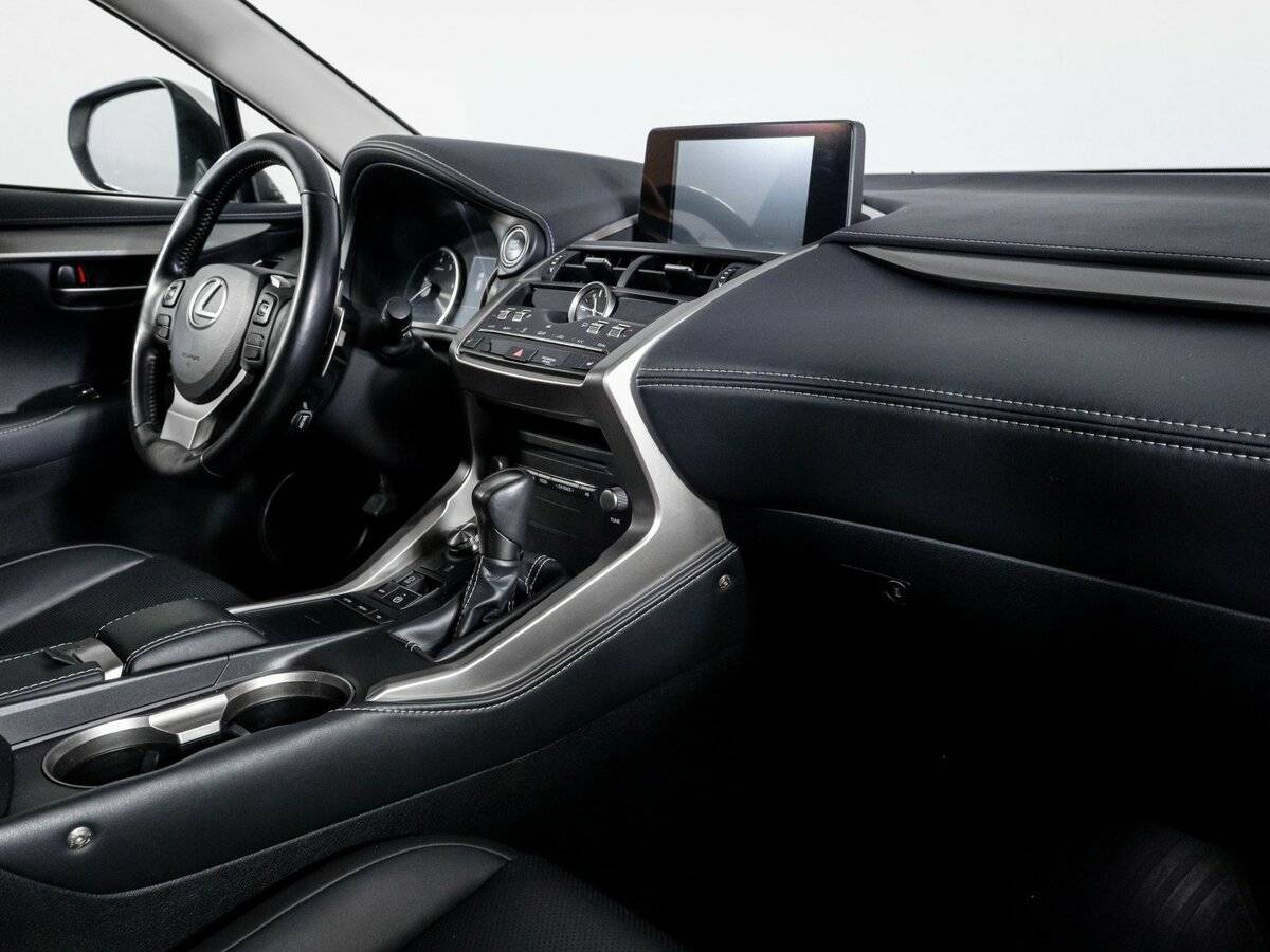 Lexus NX 300, 2019 Фото №8