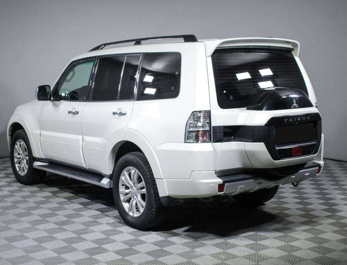 Mitsubishi Pajero, 2017 Фото №7