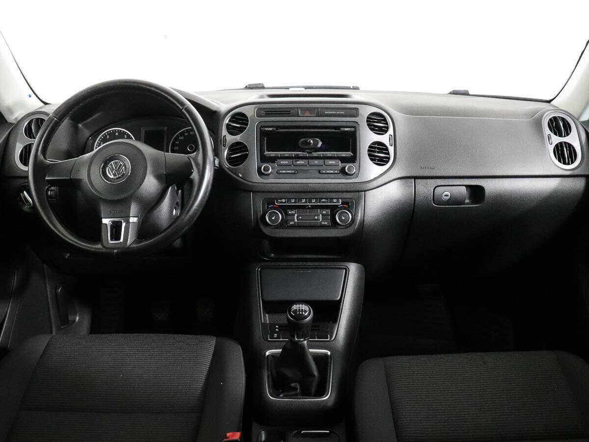 Volkswagen Tiguan, 2011 Фото №10
