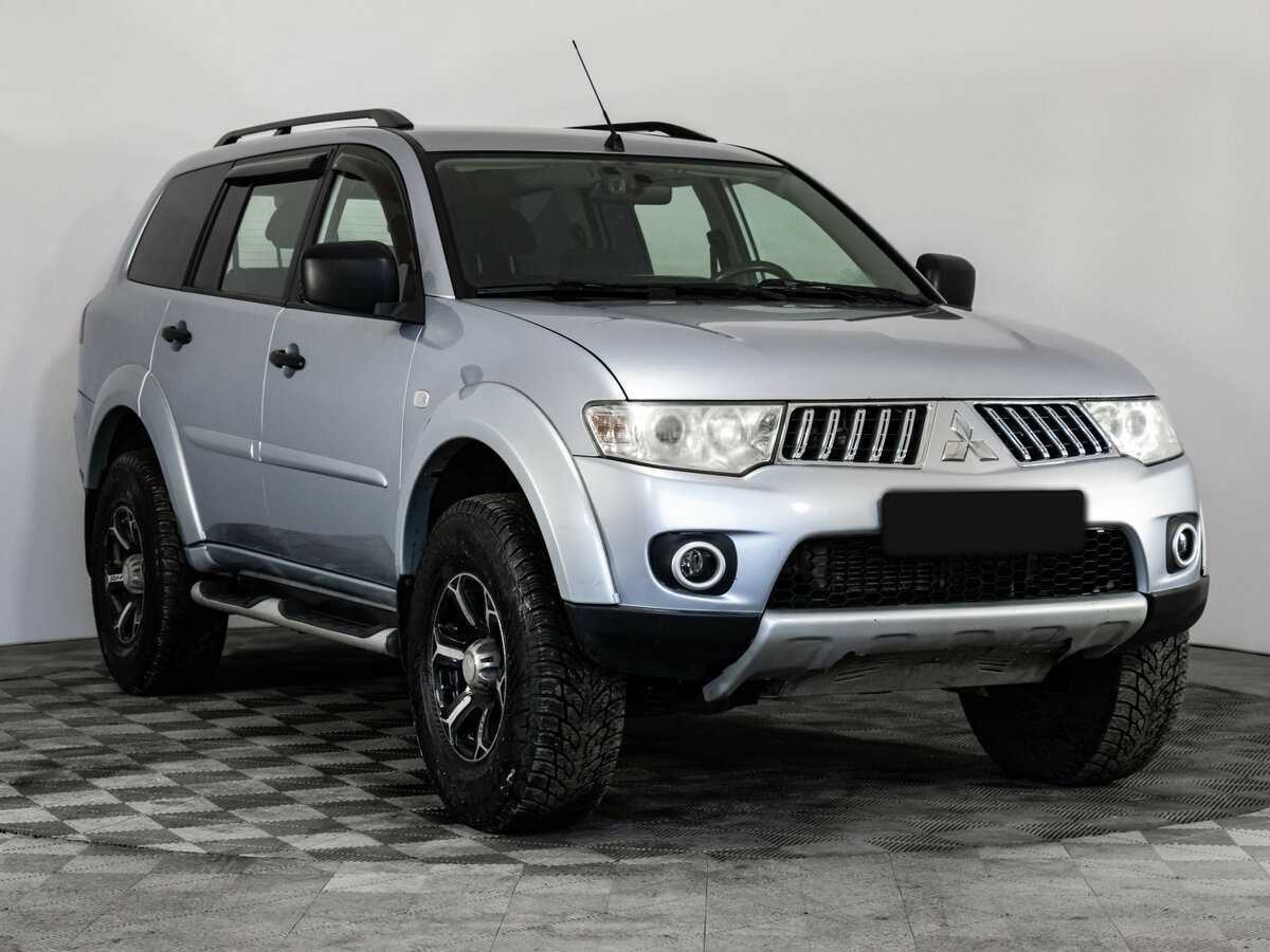 Mitsubishi Pajero Sport, 2011 Фото №3