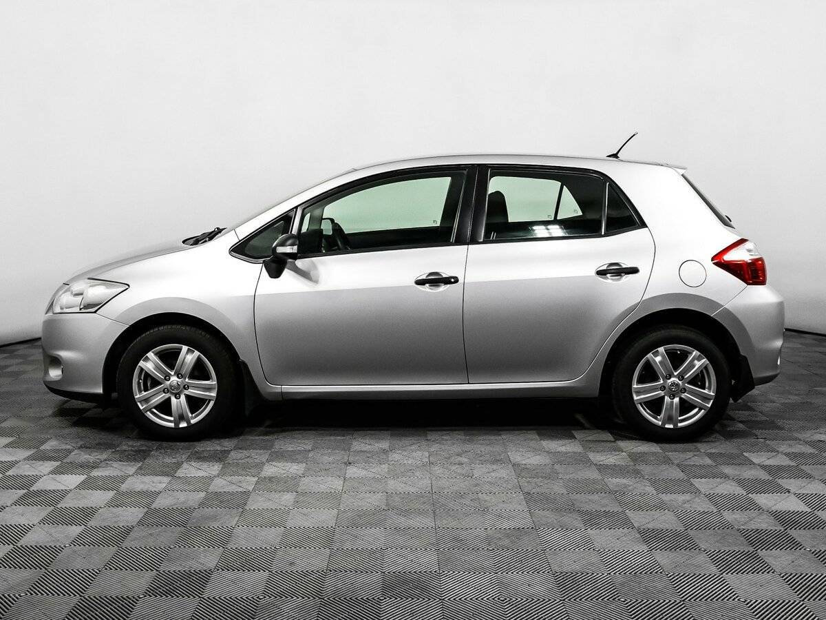 Toyota Auris, 2011 Фото №8