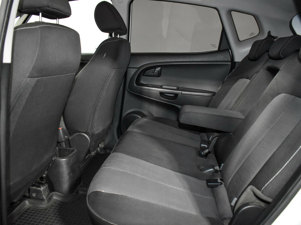 Kia Venga I, 2014 Фото №11